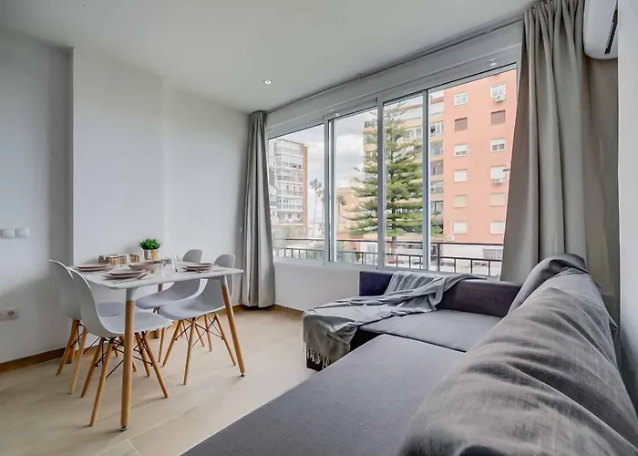 Apartamento Reformado Familiar, Piscina Y Centro